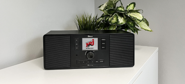 Audioblock HARMONY Das Block Harmony verbindet Retrodesign und moderne Technik für Ihre Ansprüche. Farbdisplay, Wirless charching, Stationsspeichertasten, Bluetooth, Spotify Connect, UKW | DAB+ | Internetradio, USB, Holzgehäuse, Fernbedienung Audioblock HARMONY Das Block Harmony verbindet Retrodesign und moderne Technik für Ihre Ansprüche. Farbdisplay, Wirless charching, Stationsspeichertasten, Bluetooth, Spotify Connect, UKW | DAB+ | Internetradio, USB, Holzgehäuse, Fernbedienung