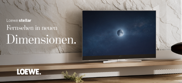 Loewe STELLAR - Serie 100% made in Germany Der LOEWE Stellar Fernseher: Perfektion in Bild und Klang Entdecken Sie mit dem LOEWE Stellar Fernseher eine neue Dimension des Heimkinoerlebnisses. Mit seiner beeindruckenden 4K-Auflösung und HDR 10+-Technologie liefert er gestochen scharfe Bilder und lebendige Farben, die Ihre Sinne verzaubern werden. Tauchen Sie ein in jedes Detail, egal ob Sie Filme streamen oder Ihre Lieblingssendungen genießen. Ein erstklassiges Bild verdient auch erstklassigen Sound. Der LOEWE Stellar Fernseher ist mit hochwertigen Lautsprechern ausgestattet, die einen klaren und kraftvollen Klang liefern. Egal ob actiongeladene Szenen oder leise Dialoge – jeder Ton wird präzise und mit beeindruckender Tiefe wiedergegeben. Loewe STELLAR - Serie 100% made in Germany Der LOEWE Stellar Fernseher: Perfektion in Bild und Klang Entdecken Sie mit dem LOEWE Stellar Fernseher eine neue Dimension des Heimkinoerlebnisses. Mit seiner beeindruckenden 4K-Auflösung und HDR 10+-Technologie liefert er gestochen scharfe Bilder und lebendige Farben, die Ihre Sinne verzaubern werden. Tauchen Sie ein in jedes Detail, egal ob Sie Filme streamen oder Ihre Lieblingssendungen genießen. Ein erstklassiges Bild verdient auch erstklassigen Sound. Der LOEWE Stellar Fernseher ist mit hochwertigen Lautsprechern ausgestattet, die einen klaren und kraftvollen Klang liefern. Egal ob actiongeladene Szenen oder leise Dialoge – jeder Ton wird präzise und mit beeindruckender Tiefe wiedergegeben.